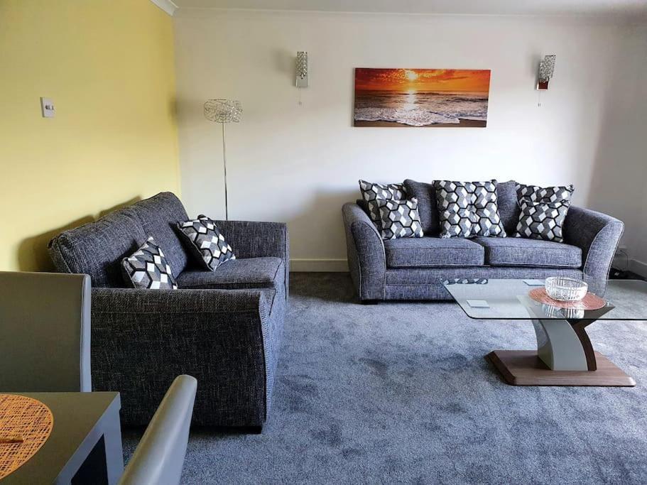 Premium Ground Floor Apartment, Near Fort William Town Centre 외부 사진
